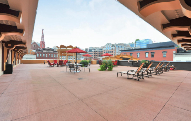 2 beds, 2 baths, $3,200, Unit Unit 806