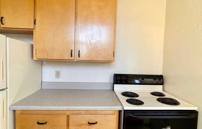 1 bed, 1 bath, 720 sqft, $1,695, Unit 11