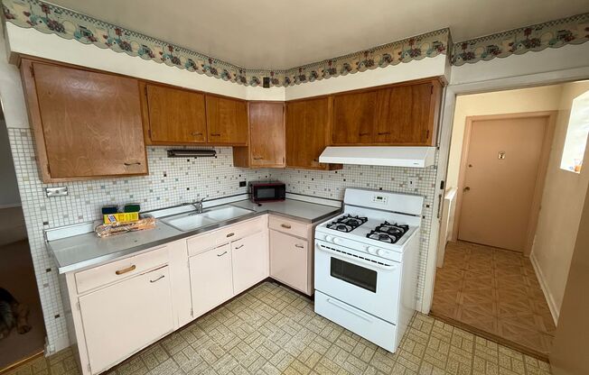 6440-6442 N Richmond