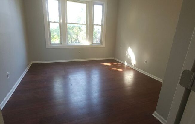3434 W 21 ST