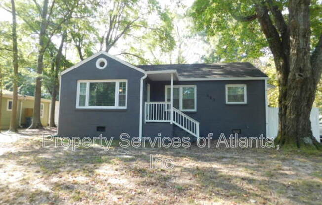 482 HYDE DR NE