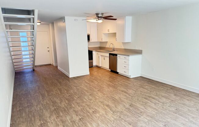 2 beds, 1.5 baths, 1,050 sqft, $2,650, Unit 345-20