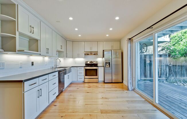 Spacious 3BR 1.5BA townhouse in Mountain View