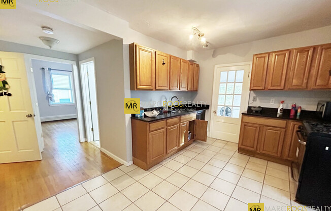40 PLYMOUTH ST