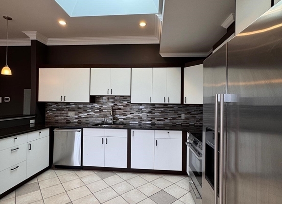 473 REVERE BCH PKWY
