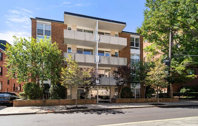 2 beds, 1 bath, 878 sqft, $3,500, Unit 47