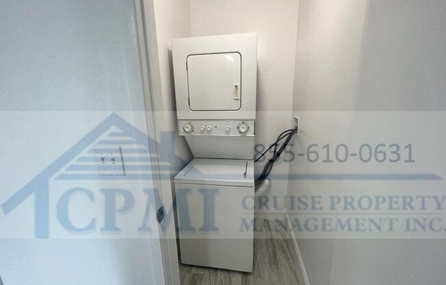 1 bed, 1 bath, 785 sqft, $1,895, Unit V107