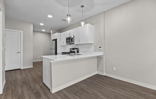 2 beds, 1 bath, $1,800, Unit D103