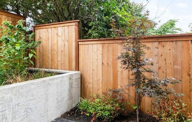 Studio, 1 bath, 311 sqft, $1,617, Unit 103