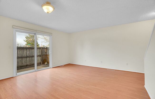 2 bedroom townhome with 2 bathrooms