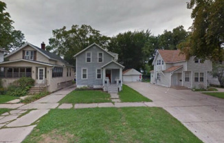334 S VAN BUREN ST