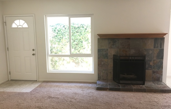 2 beds, 1 bath, 1,000 sqft, $2,650