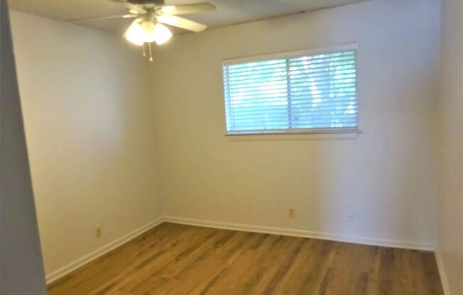 2 beds, 1 bath, $1,500, Unit Apt. B2