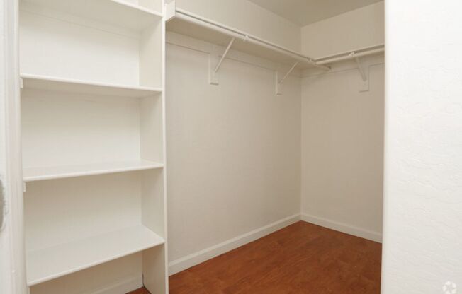 2 beds, 2 baths, 1,200 sqft, $1,825, Unit A-203