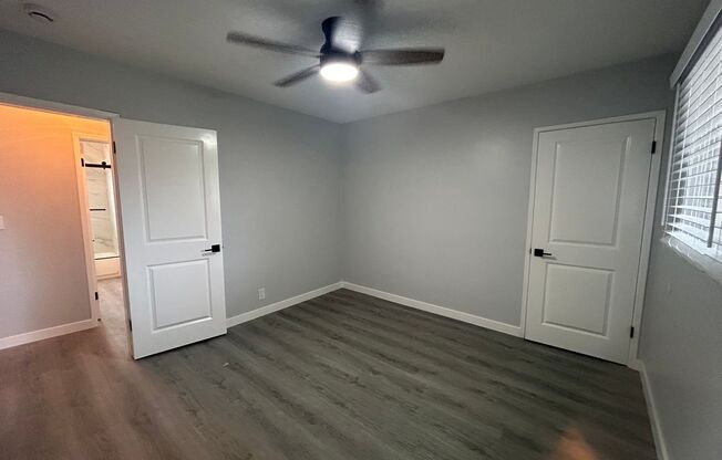 2 beds, 1 bath, 950 sqft, $3,850, Unit Unit A