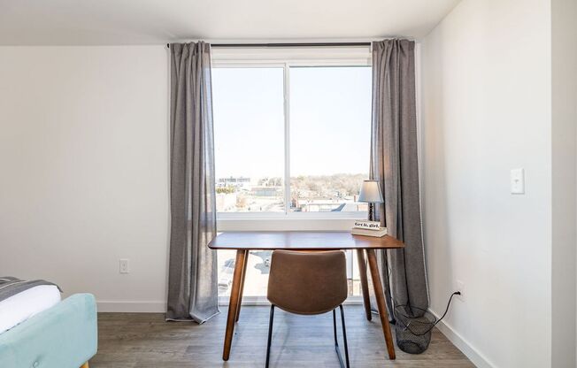 2 beds, 2 baths, 1,150 sqft, $1,995, Unit 402