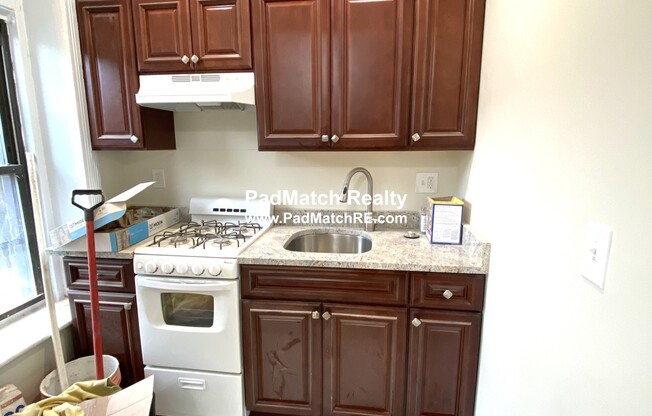 1412 COMMONWEALTH AVE