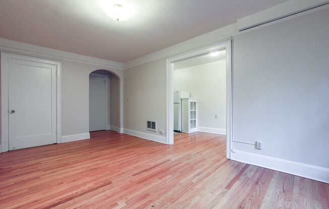 1 bed, 1 bath, 630 sqft, $1,550, Unit 201