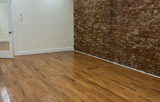 1143 SAINT MARKS AVE