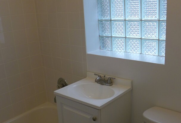 1 bed, 1 bath, 525 sqft, $1,995, Unit 112