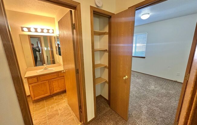 2 beds, 1.5 baths, $1,650, Unit 1