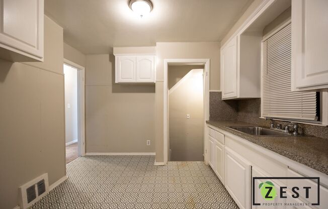 3 beds, 1 bath, $1,150