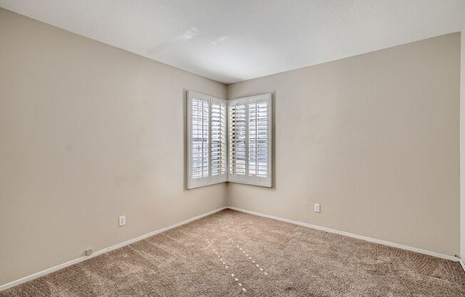 2224 Bear Valley Street - 4 bedrooms , 2.5 bathrooms, 2626 SQFT