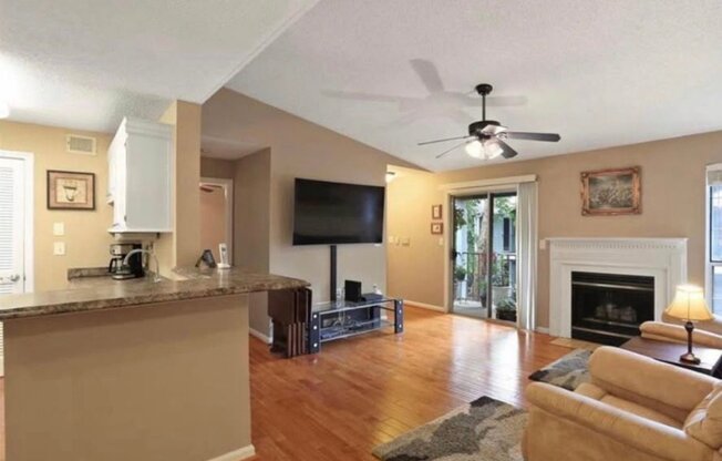 642 GRANVILLE CT