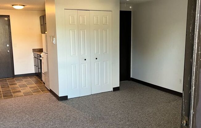 Myron Court Apartments