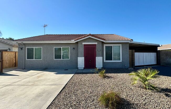 AVAILABLE NOW!!MOVE IN SPECIAL!!! 2 Bedroom 2 Bathroom with Den Home in Coachella!