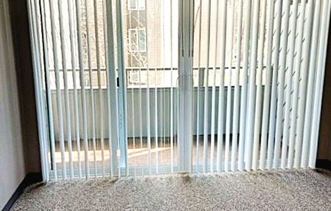 Studio, 1 bath, 440 sqft, $1,085, Unit 216