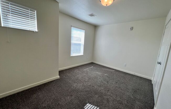 3 beds, 2.5 baths, $1,775, Unit # 22 B