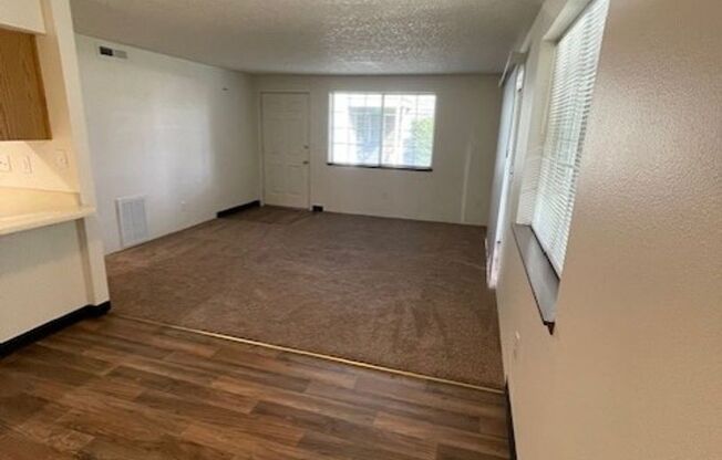 2 beds, 2 baths, 1,027 sqft, $1,450, Unit 39