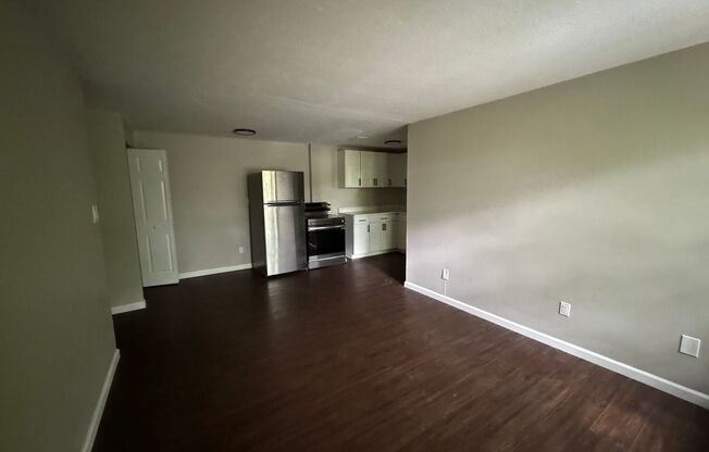 1 bed, 1 bath, $800