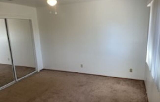 3 beds, 2 baths, $1,700