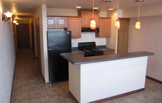 3 beds, 2 baths, 1,300 sqft, $1,525, Unit AW 111