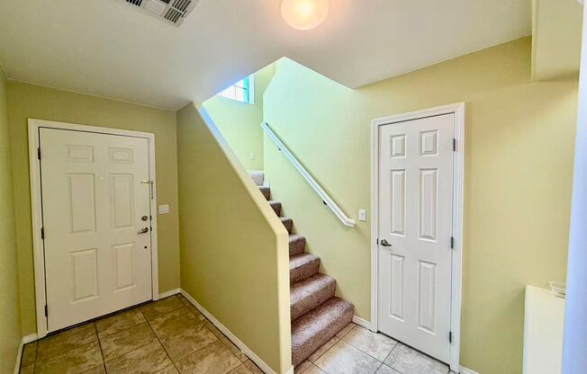 Beautiful 2 story home with 3 bedrooms