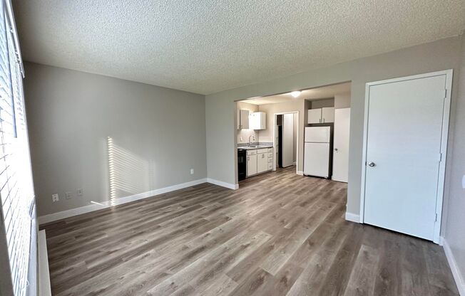 1 bed, 1 bath, 600 sqft, $1,250, Unit 19