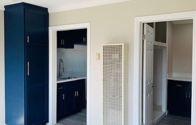 Studio, 1 bath, 465 sqft, $1,895, Unit #7