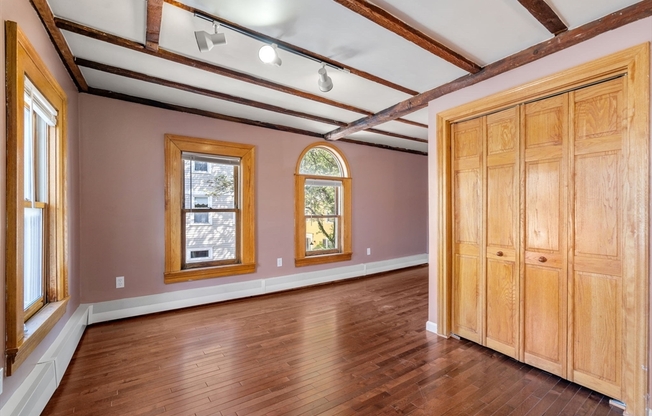 226 BUNKER HL ST