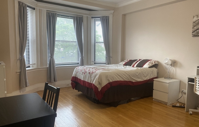 464 Commonwealth Ave.