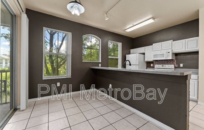 5039 SUNRIDGE PALMS DR