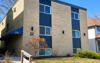 22 N Franklin St