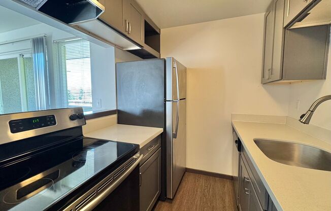 2 beds, 1 bath, 843 sqft, $1,995, Unit 307