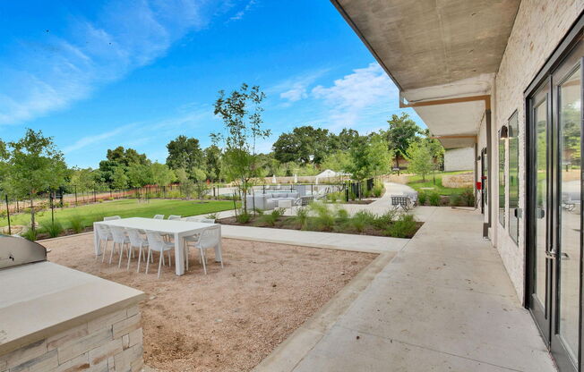 2 beds, 2 baths, 1,015 sqft, $1,699, Unit Apartment 407