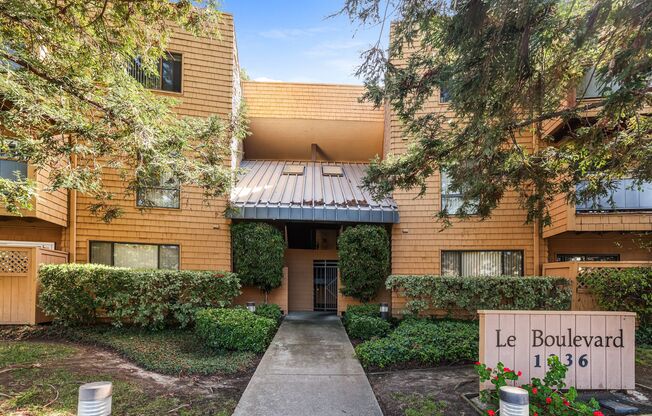 Beautiful, Quiet Community - Just Minutes from Downtown Walnut Creek