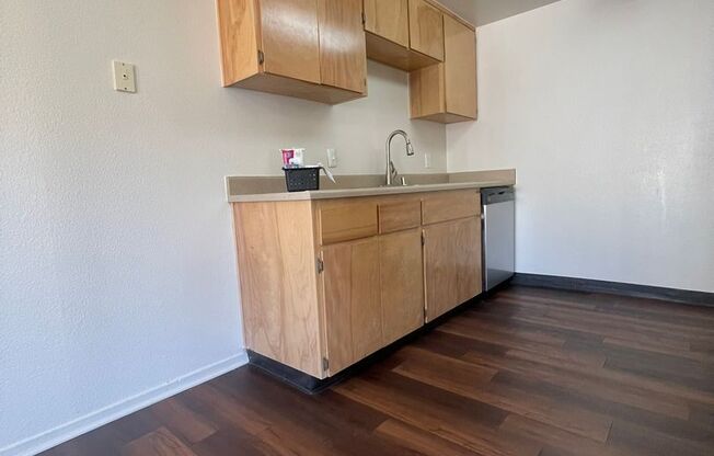 1 bed, 1 bath, 850 sqft, $1,445, Unit 1690-134