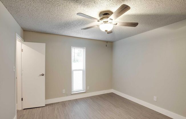 2 beds, 2 baths, 955 sqft, $1,350, Unit 2091