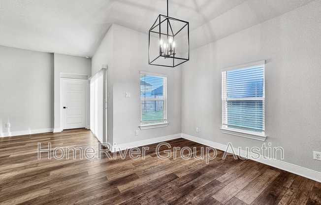 117 SKYFLOWER LN