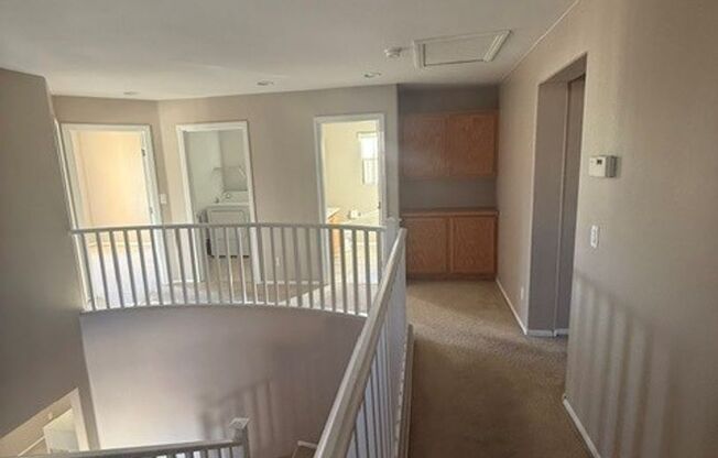 3 beds, 2.5 baths, $2,300